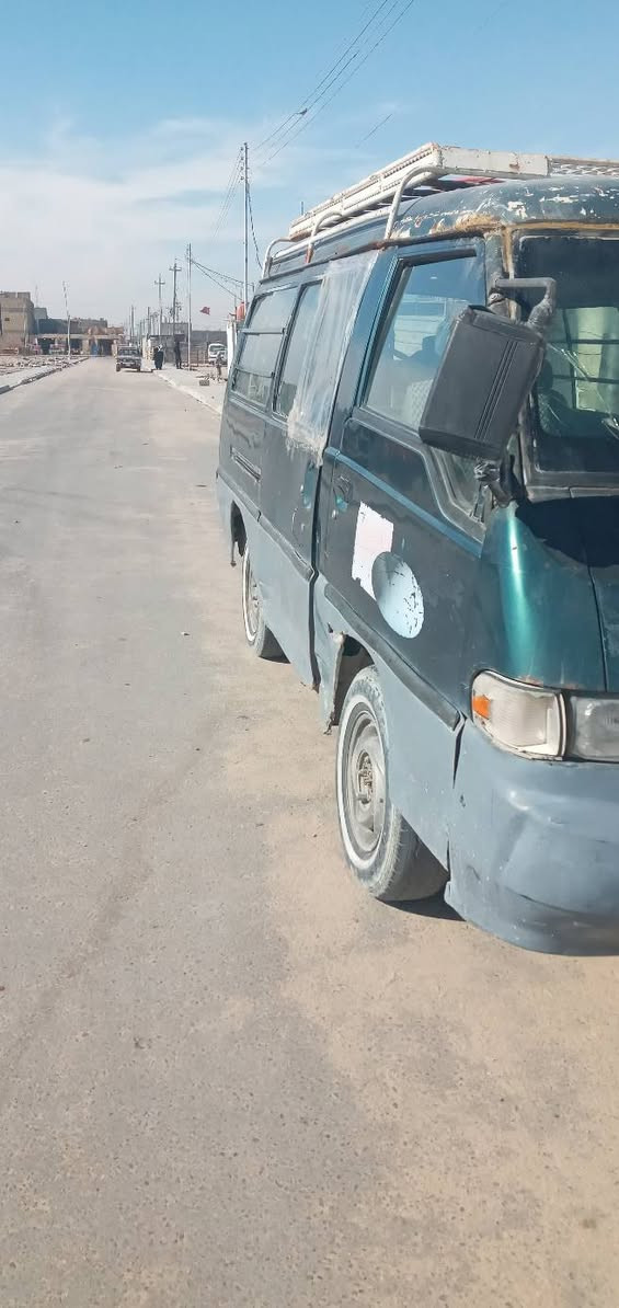 كيه هنداي للبيع سعرها ١٧ سنويه ٢٧
مكينه وكير ٢ونص تماتيك المكينه تدخن كاسره رنك حداديه حلوه 
العنوان البصره زبير 
الرقم ***********
