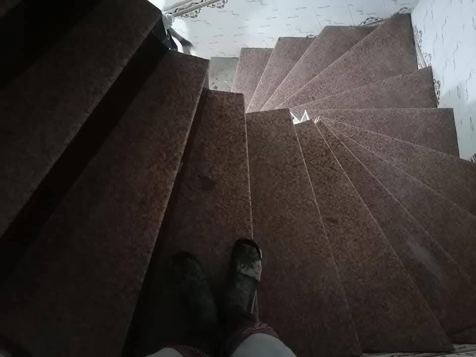 ترميم كافت الاعمال خلفه  سيراميك الواح  ارظي جداري بورسلين كاشي مرمر كرانيت تطبيك درج اتصل ع ***********
