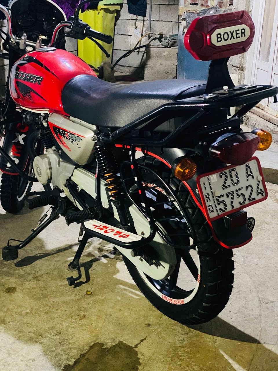 السلام عليكم دراجة بوكسر جبلي موديل 6/11/2021 مرقمة ديالى باسمي تحويل ثاني يوم دراجة خير من الله محرك ممفتوح فقط مبدل كلجات وكالة السعر 1850 وبيهة مجال بسيط حك الجية او مراوس بجني دبل بلك فول نضافة حسب القناعة مكاني ديالى بعقوبة للتواصل *********** بي واتساب
