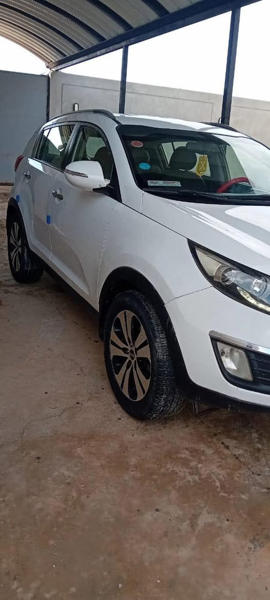 سلام عليكم 
اسبورتج موديل 
٢٠١٣رقم أربيل 
خليجي 
مكينه 2400
جاهزة من كلشي 
السعر 120

‭٠٧٧٠ ٢٧٤ ٥٩١٢‬
