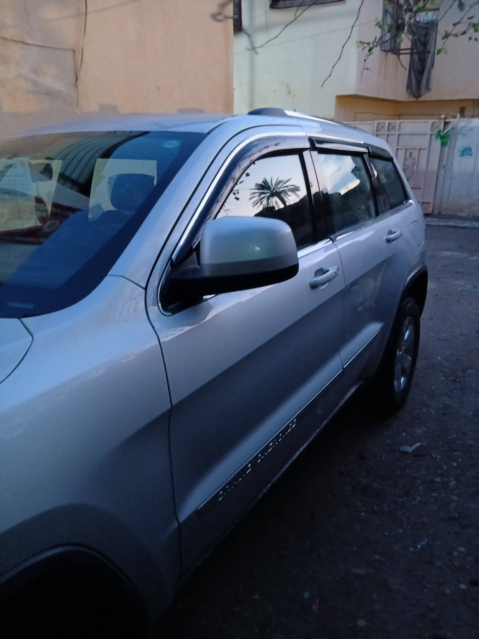 اسلام عليكم
جيب لاريدو

موديل ١٢

رقم سليمانية 

فول مواصفات عدا التندة

تشغيل عن بعد

فور ويل

تحكم ستيرن

هزة جديدة

حادث تبديل بنيد جامرلوغ بدون دواخل

تبديل ثنين باب السايق والوراهة 

محرك ستة

سيارة كلش حلوة ونضيفة 

مكانهة صلاح الدين. الدجيل  
السعر 135 وبيهة مجال بصيط

***********
