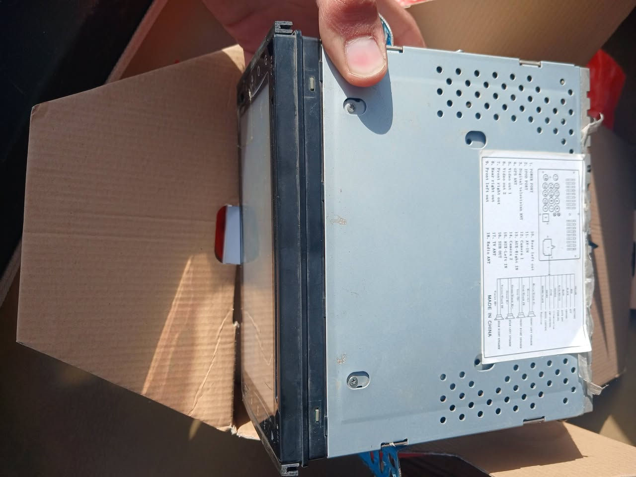 السلام عليكم شاشة ابوبتما 2010 الله شاهد اخذتها من شركة الي جانت باربيل وضامها صارلها سنين طويلة وفحصتها وتشتغل واني ماخذها بوقتها ب270الف واريد ابيعها نظيفة وجديدة وياها الريمون مالها وقيم باليرضي الله ومارجعك عنواني الانبار الرمادي واكو توصيل
رقمي ***********
