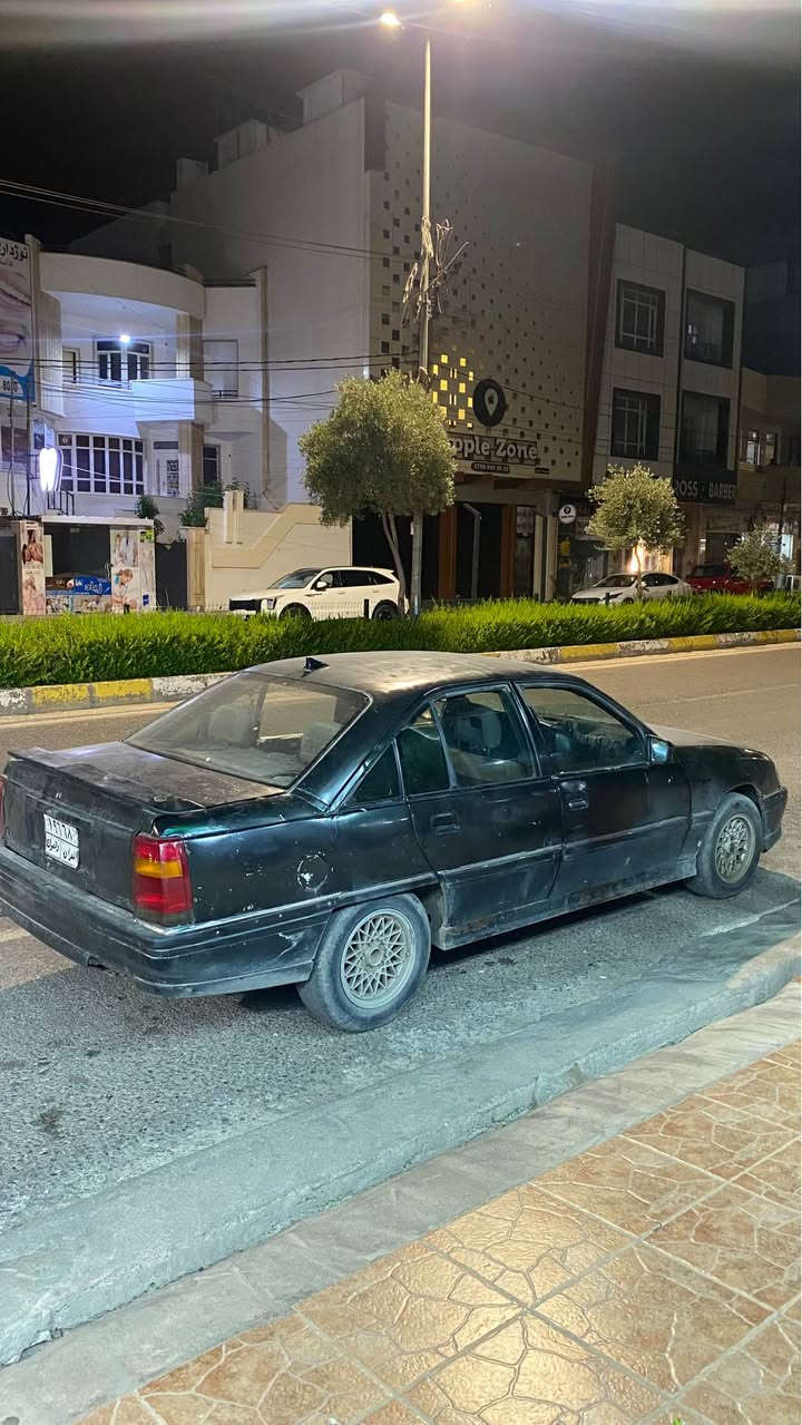 ئوميگا موديل ٩٢
غرامه ١.٢١٠٠٠٠
خوداني سه نه ويي به رزه يه 
ده ين دزي بشه رت قولبين بشه رت
مكينه گير شرت جديد 
***********
سعر ٢٥ ورقه زاخو, دهوك
