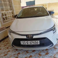 كورلا هايبرد • ماشي ٥٠ الف • داخل احمر