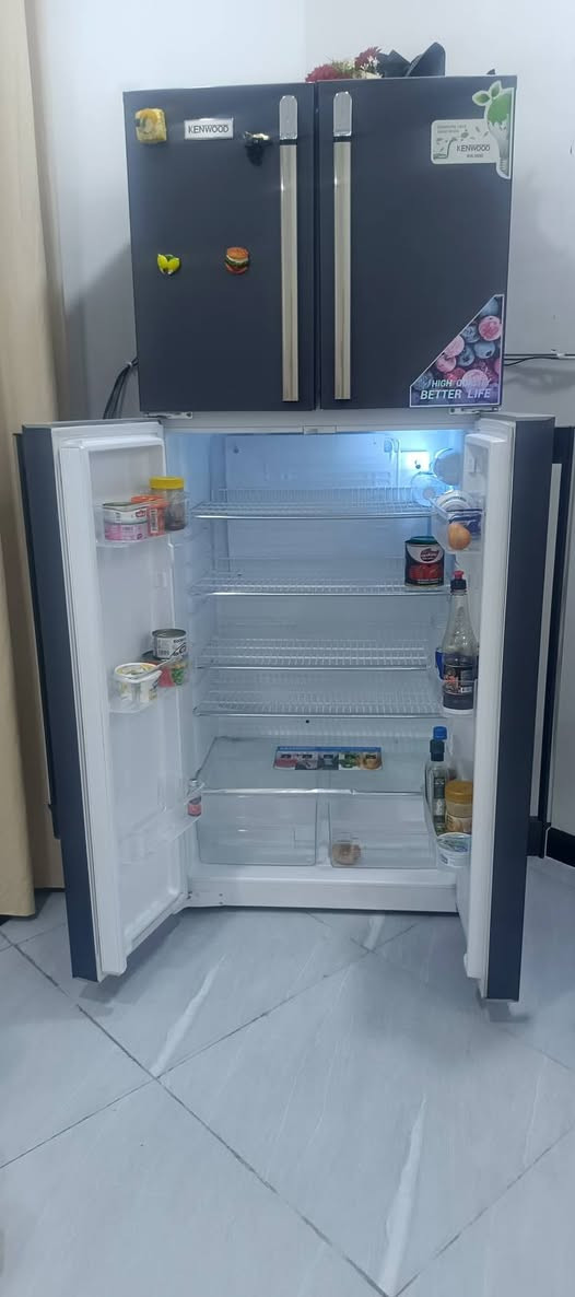 السلام عليكم ..مكلف بل نشر
ثلاجه جديده نضافه 100 ٪ مشتغله اقل الشهر بيع مستعجل 
السعر 600 قفل 
رقم صاحبهه ‏ *********** ‏
