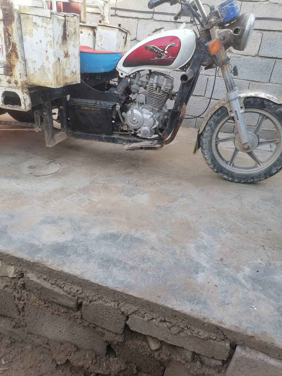 السلام عليكم ورحمة الله وبركاته ستوتة للبيع ام الطير ستوتة حلوة ومرتبة بس نقصها الباب الخلفي وجامرلغ خلفي تانكي جديد كشن جديدة صفاحيات جدد محرك موديل ٢١ كلش حلو وناعم مابي صوت الستوتة رقم سليمانيه والسنوية موجوده والرقم موجود السعر ٧٥٠ وبيها مجال العنوان بعقوبة المفرق للإستفسار الاتصال ع هذا الرقم ***********
