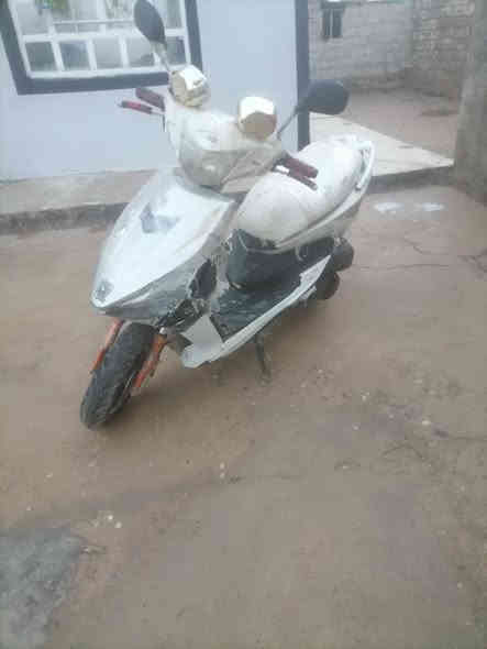 السلام عليكم  ماطور ماكس لبيع مكينه مفتوح بس سلف عاطل الباقي كلشي شغال السعر خاص ماطور حيل نضيف رقم موبايل ***********
