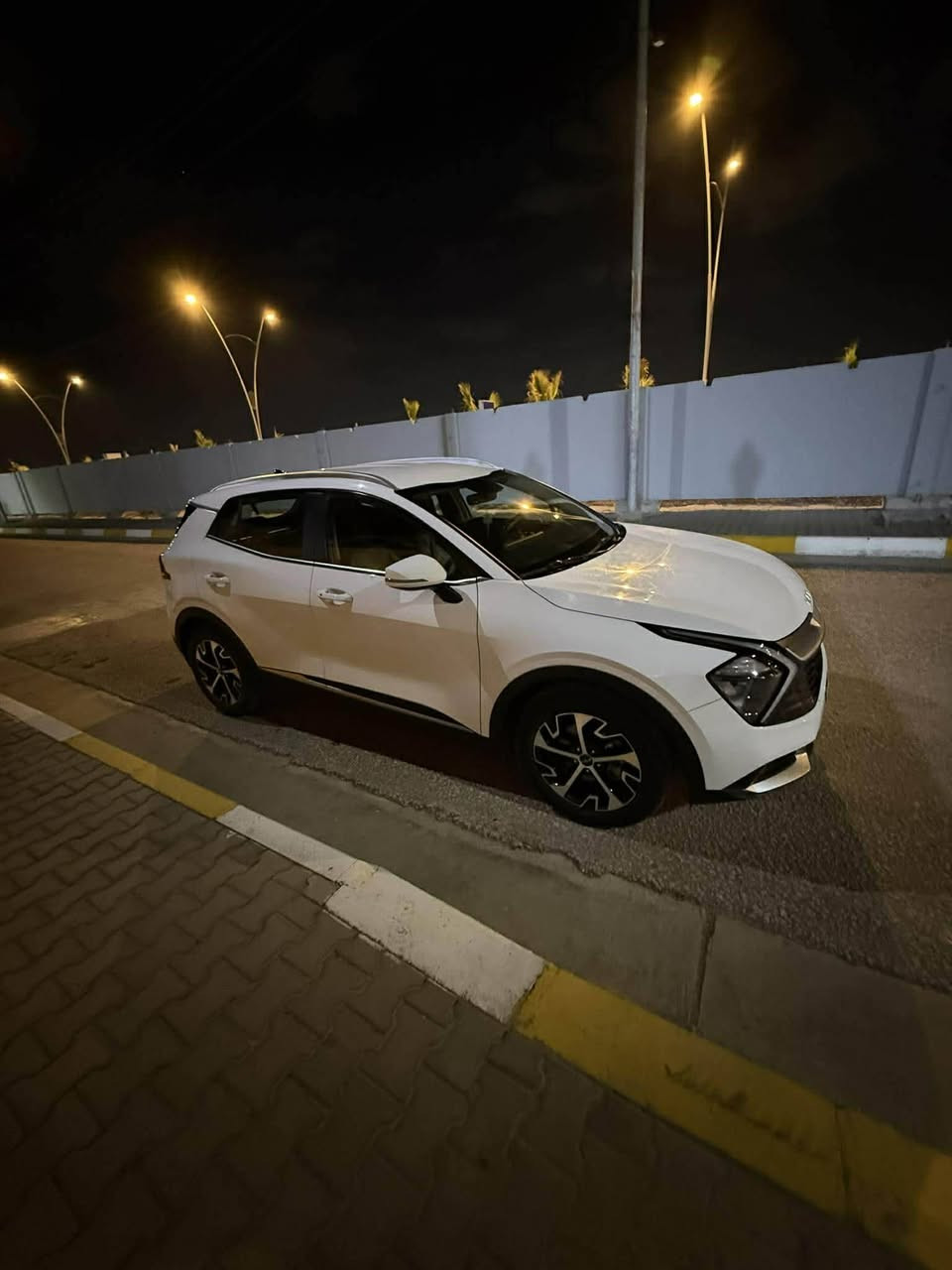 كيا اسبورتج موديل 2023خليجي
رقم اربيل بأسمي

الـــــــــــــسعر : الرد تلقائي🛑

مكينه 2000
ماشيه 54 الف كيلو متر

فول تحكم استيرن 
شفتات استيرن 
اربع انظمة قيادة
اوتو هولد 
بصمه تشتغيل وبصمه دخول 
رادارات جانبيه وحساس خلفي وكامره دورارة
تبريد قطعتين 
سايد بريك دكمه
اريل نافكيشن 
السياره جديدة

#ملاحضة
بيه شخطين اثر تخريب مو حادث فقط باب الصدر
وفطر طوله اصبع بالدعامية الامامية فقط

مكان السيارة: كربلاء
للاستفسار: *********** واتساب

لعرض سيارتك على الصفحة بنفس الطريقة راسلنا
