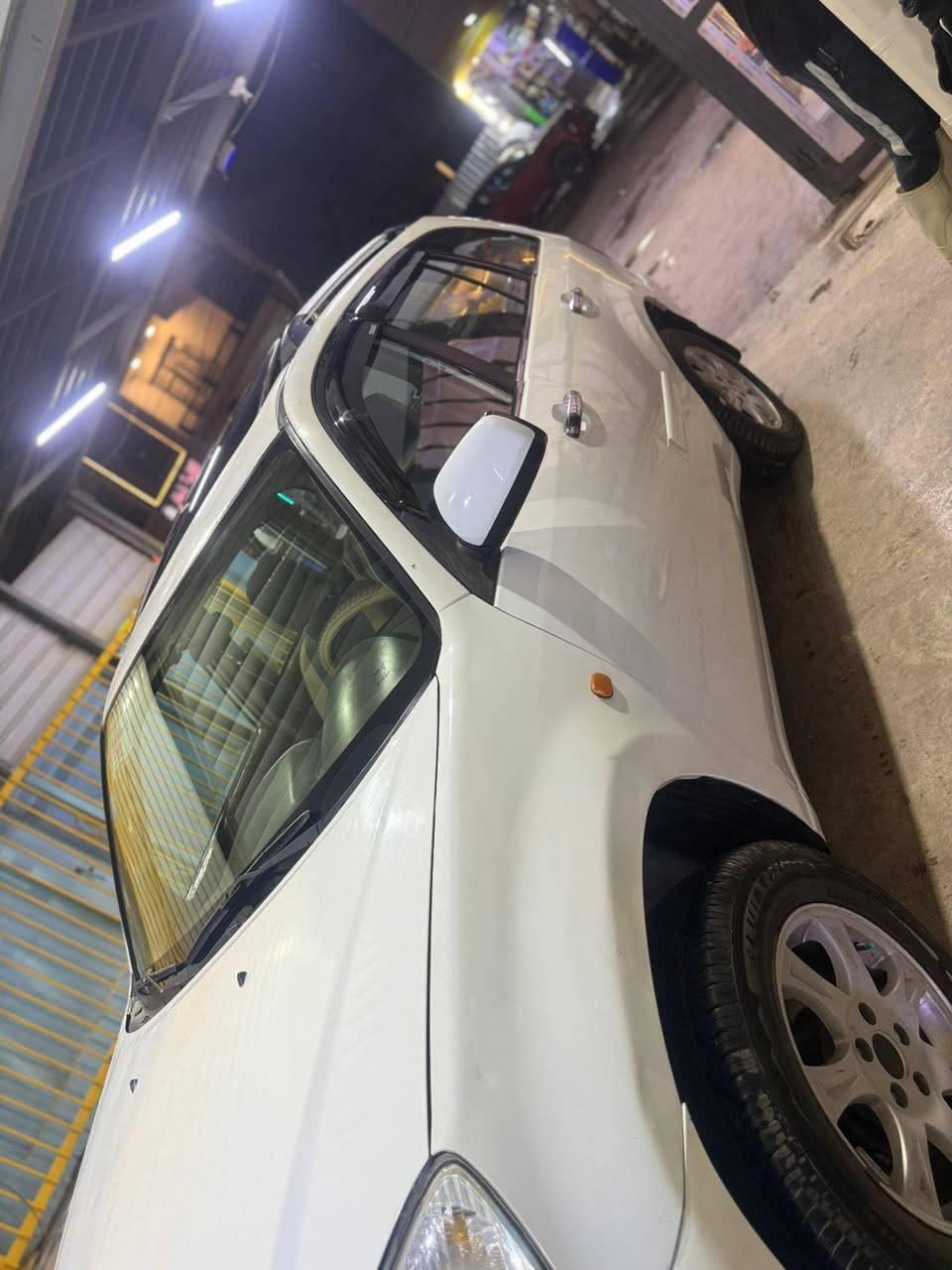 ‏🔵السلام عليكم ....
‏🔴شيري تيگو 2012
‏🟡محرك 2000
‏🟤مكينه جديده . گير ميكانيكي 
‏⚪رقمها بغداد الدولي الجديد 
‏⚫باسمي السياره 
‏🟠السنويه لل2027 هزه جديده
‏🟣تبريد شغال 
‏🟤شاشه وكامره
‏🔵تدفئه ملغيه
‏🔴گشرها بي فقط ربع البنيد والطخه بالباب مثل ما 🟡موضح بالصوره 
‏🟤مكاني _ بغداد _  الدوره 
‏🟣رقمي *********** 
‏⚪كاتب كل التفاصيل والصور موضحه كلشي الشراي ⚫يتصل واذا يحب يسأل على شي بالخدمه 
‏🟡سعرها 57 ورقه بيها مجال بسيط كلش  
‏🟣والله يرزق الجميع أن شاء الله 
‏
