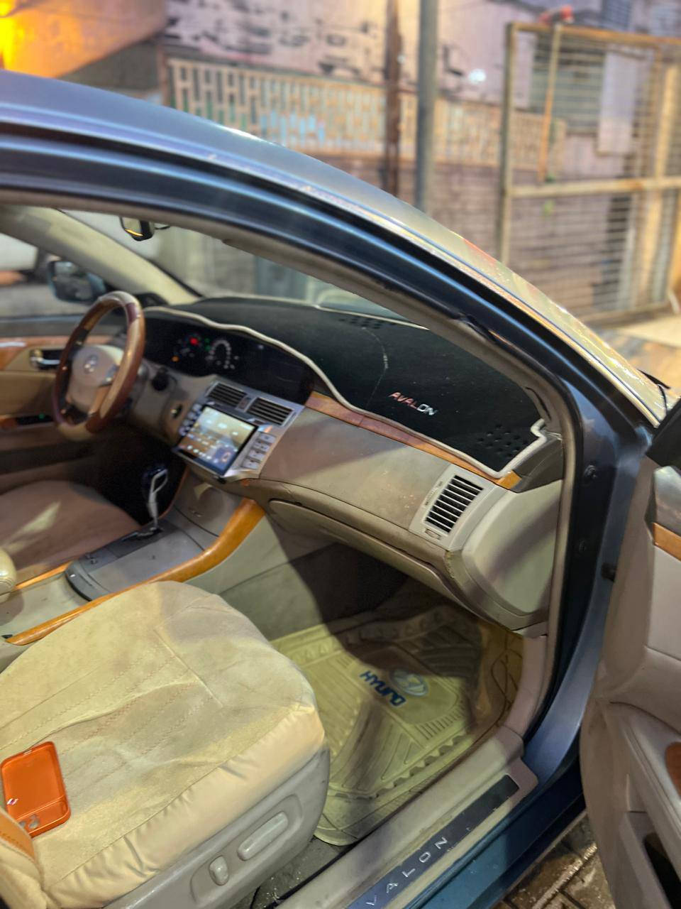 سلام عليكم اعيد النشر بسبب الوعود أفلون 2006 للبيع خليجي فول مواصفات
للبيع خليجي فول مواصفات
كفاله ضربه وتبديل بيهه صبغ فقط. 
مكينه وكير وحداديه وتبريد وتدفئه تخم تاير سياره 
جاهزه كلش مابيهه اي نقص رقم بصرة سنويه لغايه 2028
عنواني بصرة حي الزهراء السعر 85وبيهه مجال
***********
