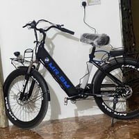 باسكل شحن بي إم  ألأ ماني ثلاث بطاريات باسكل جديد صار شهر ونص من اخذتة...