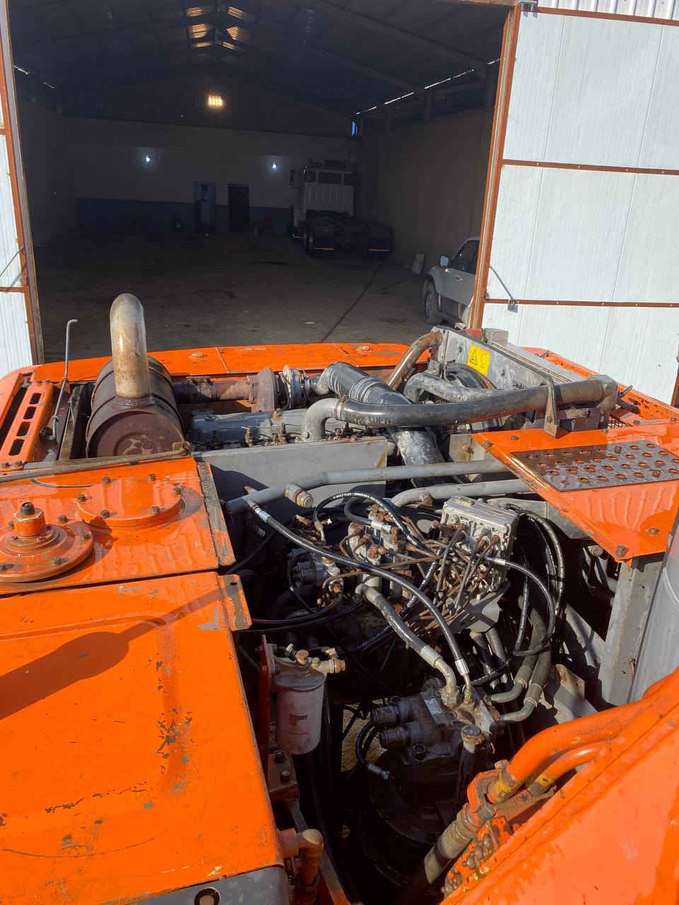 السلام عليكم حفاره زت عادي 200 للبيع مرقمه رقم قادسيه نكليزي حداديه جديده فقط مضخه مفتوحه الاستفسار والاتصال عله هاذ الرقم ***********-***********
