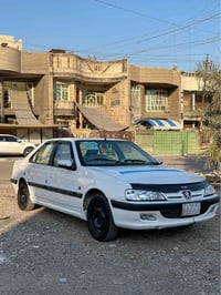 عندي بيجو بارص موديل 2012 بيه خياسات معمره مكفوله من ظربه سياره مكينه ...