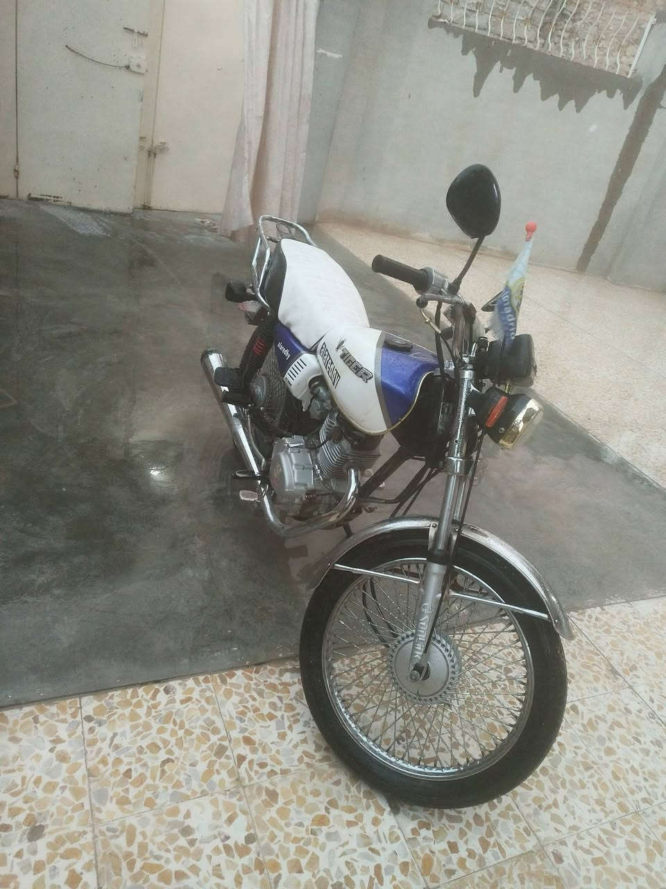 سلام عليكم دراجه للبيع موديل 18 نامه ماكينه مفتوح كل شيء شغال سعر خاص***********.  ***********
