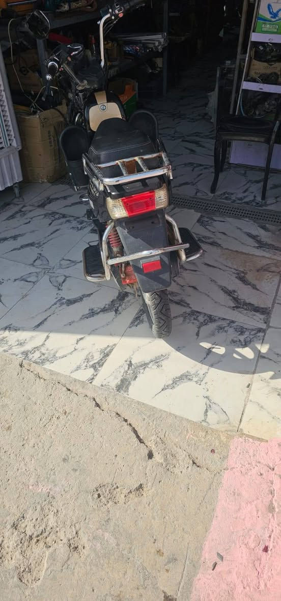 دراجة هارلي شحن 2024 كاملة مواصفات بيها بك السعر ٧٠٠ وبيها مجال للتواصل الاتصال على الرقم ***********
