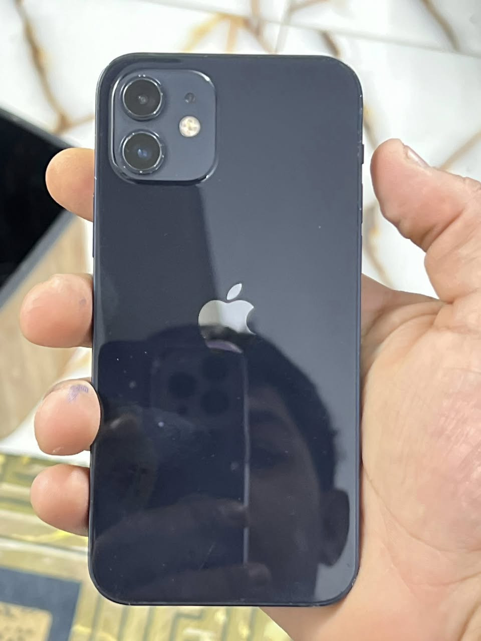 سلام عليكم 12 عادي  ذاكره 128 بطاريه ٨٤ ابلادي الجهاز مامفتوح نظافه 90% العنوان بغداد الشعب سوك شلال رقم ***********
