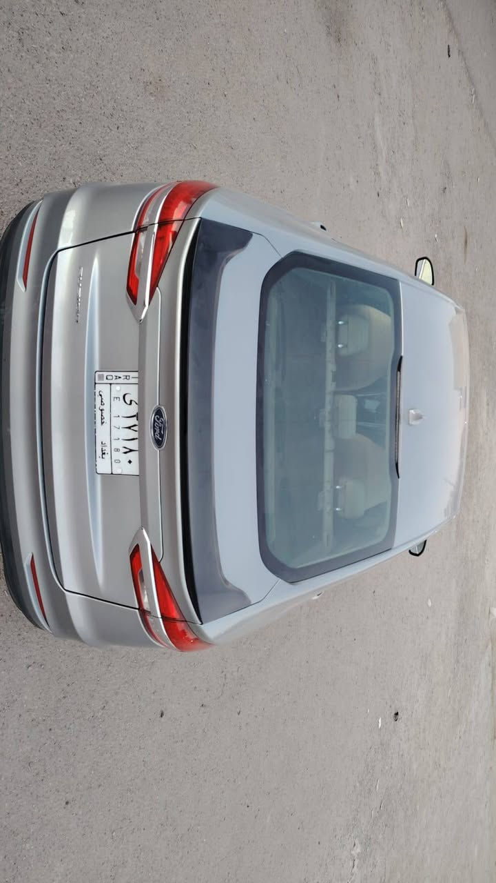 السلام عليكم فورد فيوجن ايربكات سليمه حادث عاصفه موديل 20 للبيع  بسمي تحويل ثاني يوم محرك 2500 سعر120 او مراوس بشي تكسي كون نضيف 
***********
