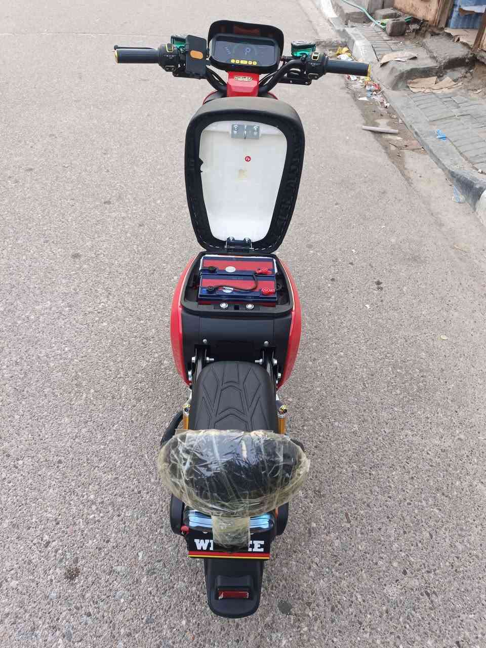 ار 9 مديل 26 حديث لون احمر 
دراجه مكفوله كفاله عامه حته من الزلغ 
مستخدمه كم 16 يوم فقط  وصل شراء موجود 
بطاريات دبل حجم كبير 32 امبير 
شرط دراجه وكاله غراضها كامله سله ومرايات وكفات ماشادهن بالكارتون 
السعر 500 بيع مستعجل 
عنوان حيانيه شارع السيد واتساب ***********
