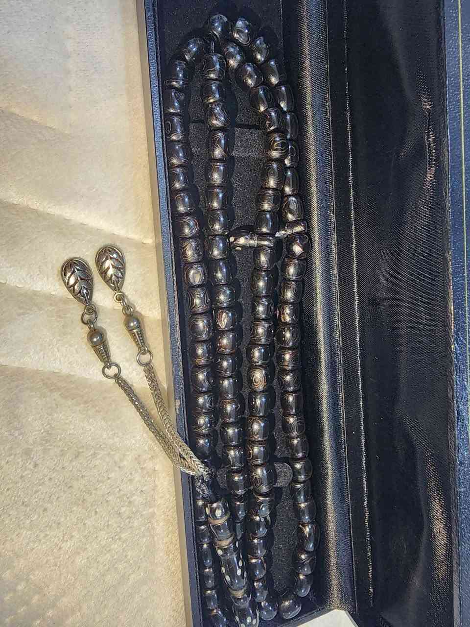 السلام عليكم 
للبيع مسبحة من نوادر اليسر من العصر الجميل انتيك الانتيك


**إذا كنت صاحب هذا الإعلان وتريد حذفه لأي سبب، رجاءا أرسل رسالة إلى الدعم الفني**