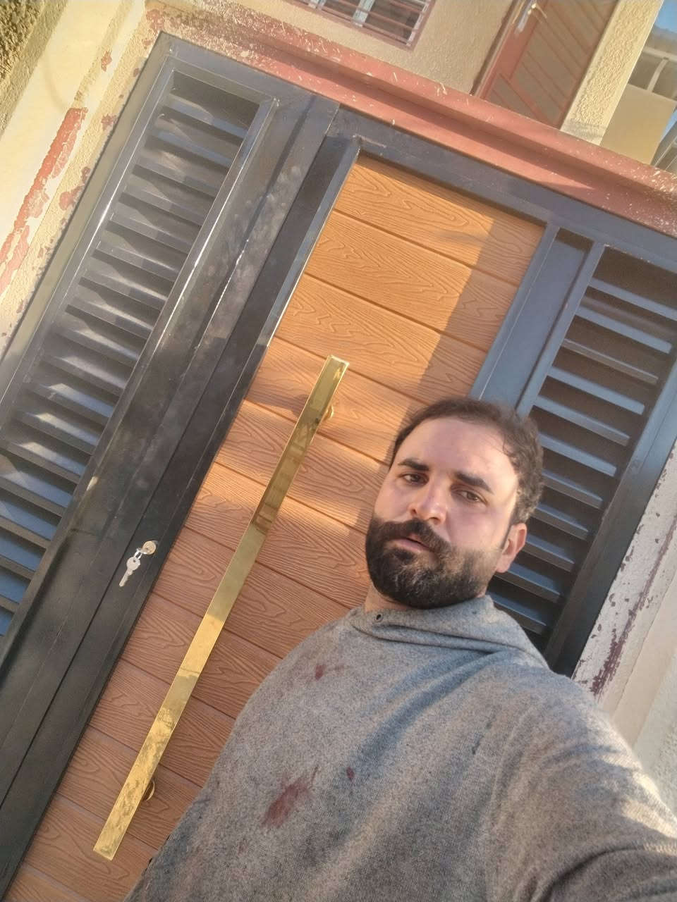 إنَّ اللّٰه يُحِبُّ
أنْ يُحمَد 🤍 . 
الحمدُ لله دائمًا وأبدًا ✨. 

م̷ـــِْن ما وفقنا •اللّـہ̣̥ 
معمل حداده الصويره لعمل الابواب القاصه والأبواب الحديد والشبابيك و محجرات الدرج و سقائف الجينكو و السندويج  بنل وسقائف الكي سبان الحديثه
الموقع الصويره الحي الصناعي 
 ***********
 ***********
