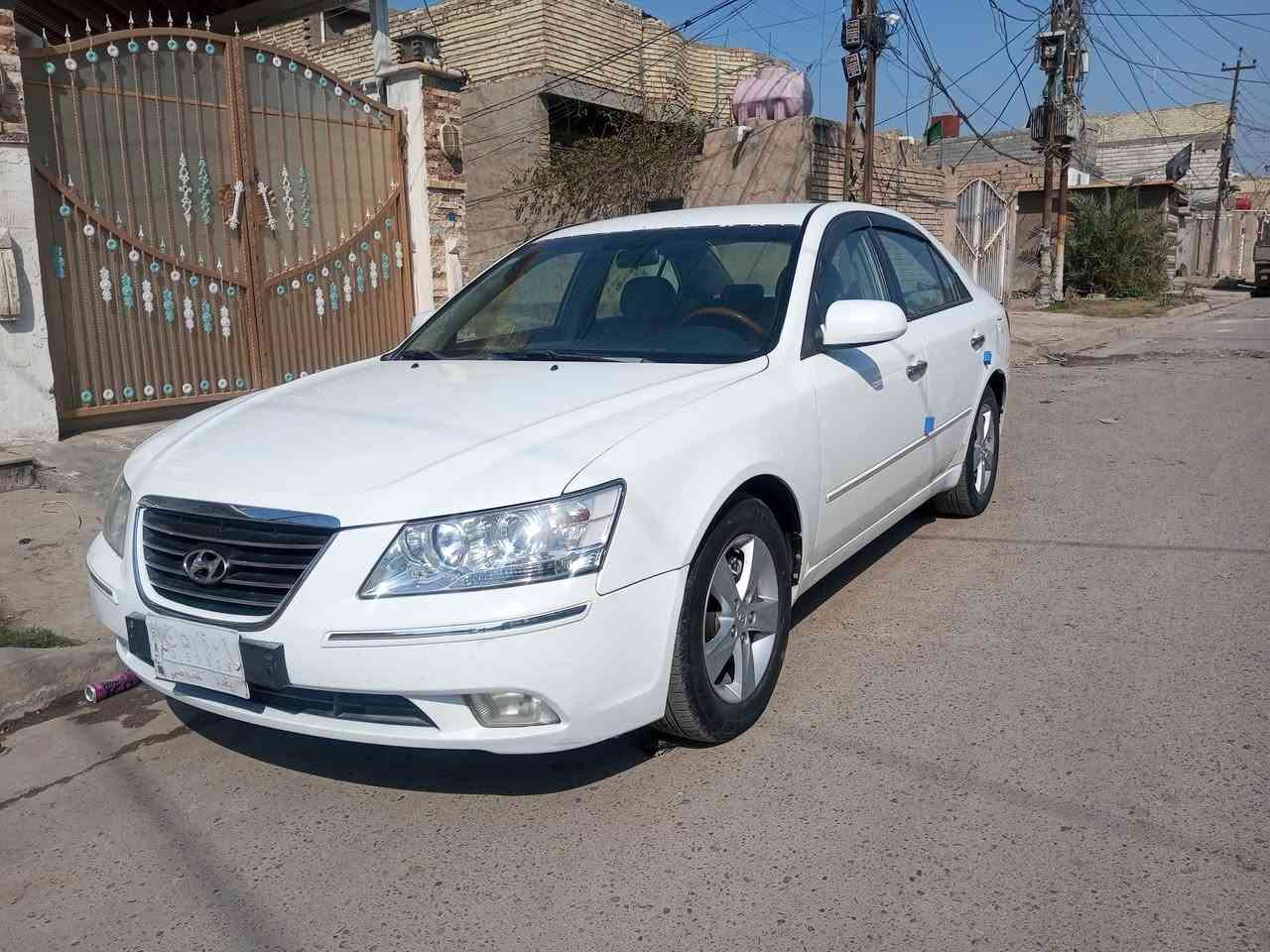 السلام عليكم سوناتا موديل 2008 رقم بغداد باسمي  مكينه 2400 جديده  صار 5 ايام من شديته بعدهي بوصل الضمان سياره جاهزه مكينه كير تخم تاير حداديه كلش حلوه بيها قطعتين  رش صبغ بدون دواخل لا ضربه ولا معجون فقط رشش جاملغ امامي وباب خلفي مكاني بغداد حي النصر رايده ب95 وبيه مجال بسيط ***********
