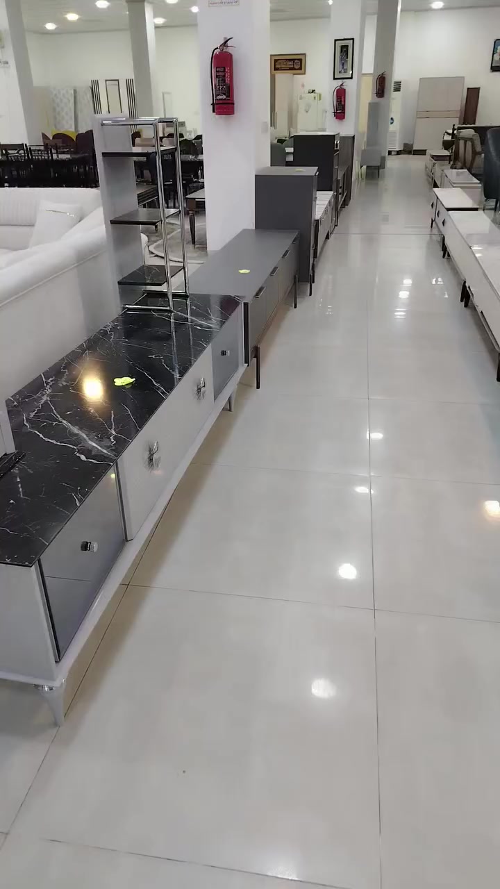 "أنت تتخيل، ونحن نصنع".
"صُنع خصيصًا لمنزلك الرائع".
"أثاث على ذوقك يخلي بيتك جنة".


**إذا كنت صاحب هذا الإعلان وتريد حذفه لأي سبب، رجاءا أرسل رسالة إلى الدعم الفني**