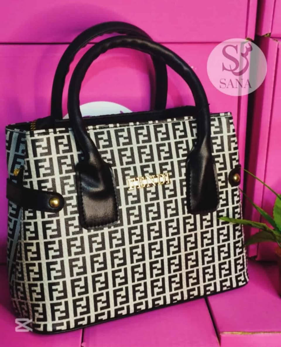 اخر 11 قطعة جنط جلد جملتهن 70 للحجز خاص


**إذا كنت صاحب هذا الإعلان وتريد حذفه لأي سبب، رجاءا أرسل رسالة إلى الدعم الفني**