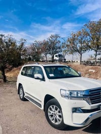 لاندكروزر • ٢٠١٦ • V6 دبل