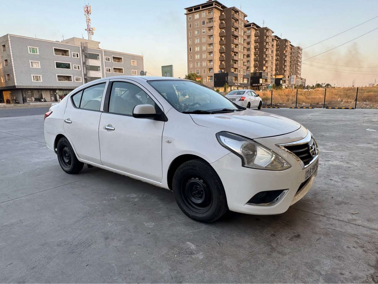 نيسان سني موديل 2019 
سياره نضيفه كلش 
كير محرك بشرط 
تبريد كهربائيات بشرط 
بيها 3 قطع بدون شاصي بدون ارباك 
مكاني اربيل *********** أربيل, العراق
