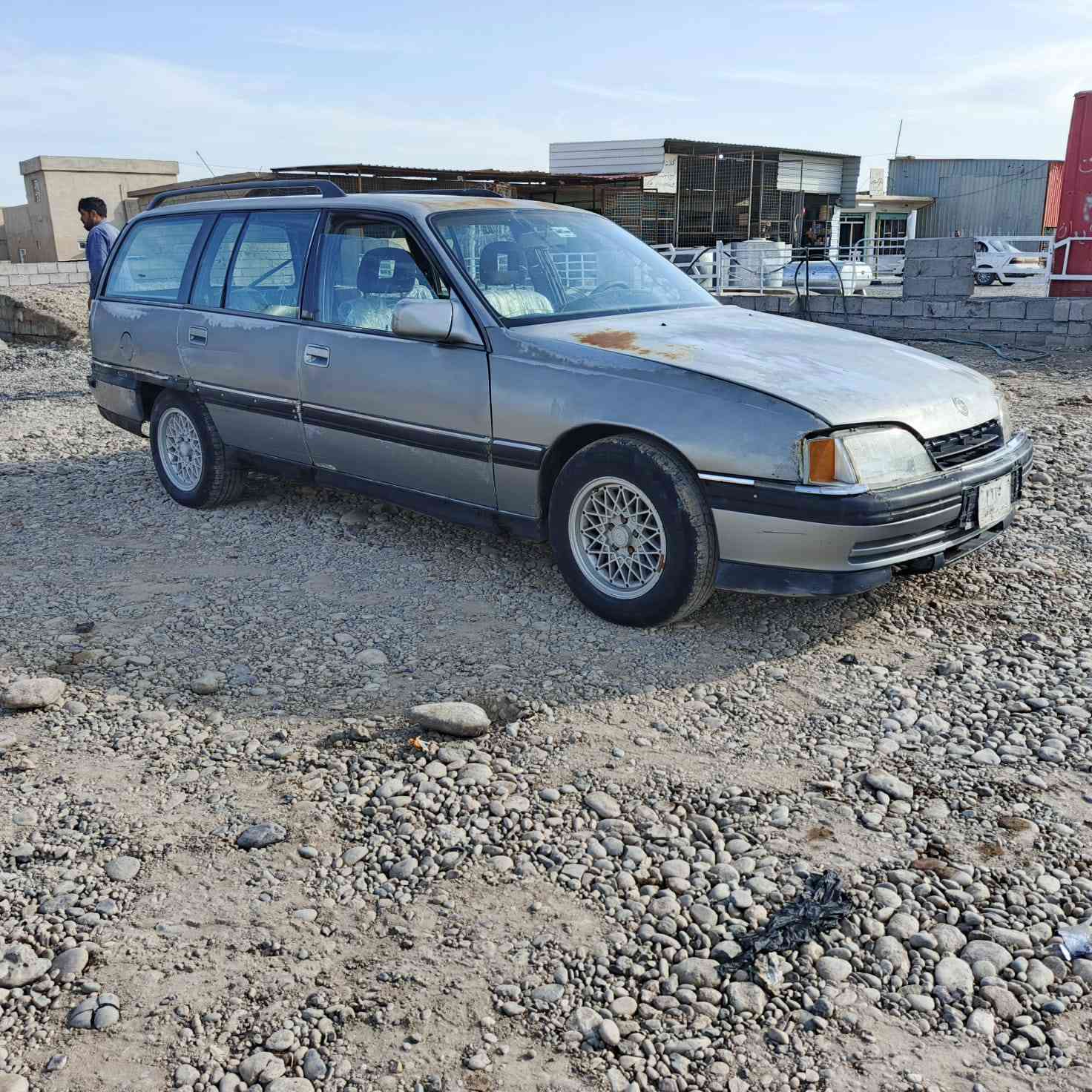 السلام عليكم اوبل رقم فحص صلاح الدين كير محرك شرط طخم تايرات جديد السياره جاهزه  شرط الوكاله وتحويل جديد ***********
