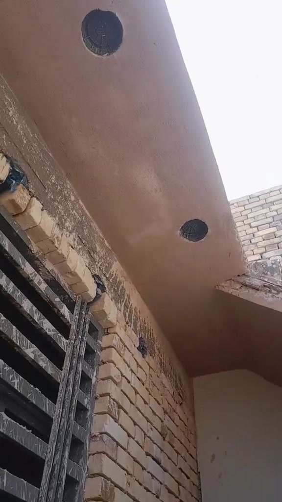 خلفة لبخ درجة ولئ لبخ وجص بياض ومصاطر شغل درجة ولئ اني من لعمارة ***********تصل وني خادم الجميع
