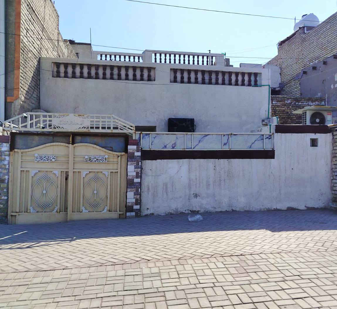 السلام عليكم
بيت للبيع شارع ٦٠ قرب تقاطع عريبة بجهة ٥٢ 
المساحة ١٤٤ بناء ثمانينات 
للأستفسل ***********
