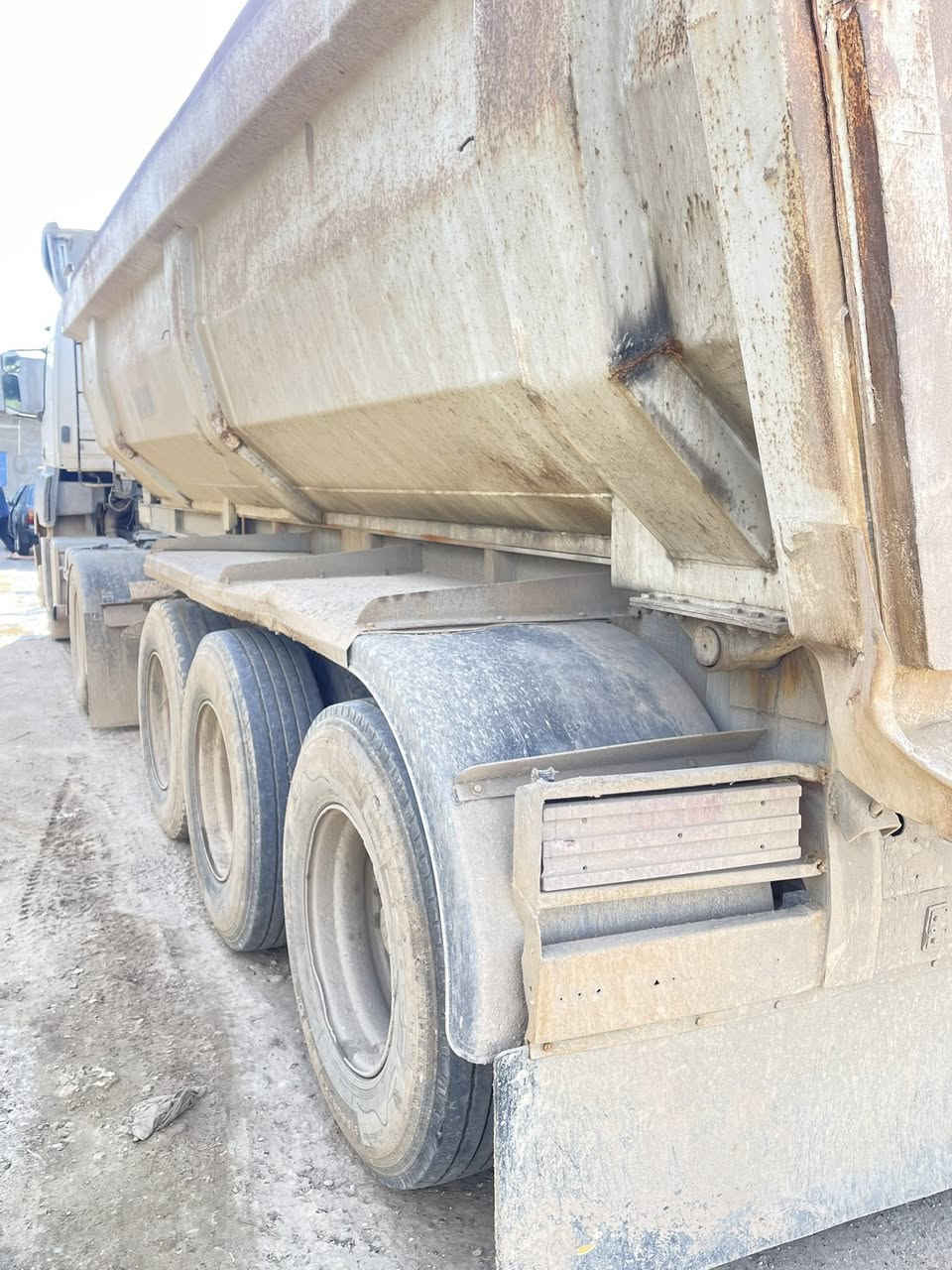 للبيع اكسور ٢٠٠٤ سنويه جديده رقم اربيل ٣ لوحات مكينه كير اكسل مكفول تحويل مباشر للاستفسار اتصل *********** / ***********
