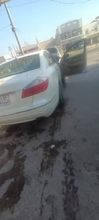 جنسيز رويال • ٢٠١٠ • ٨ سلندر