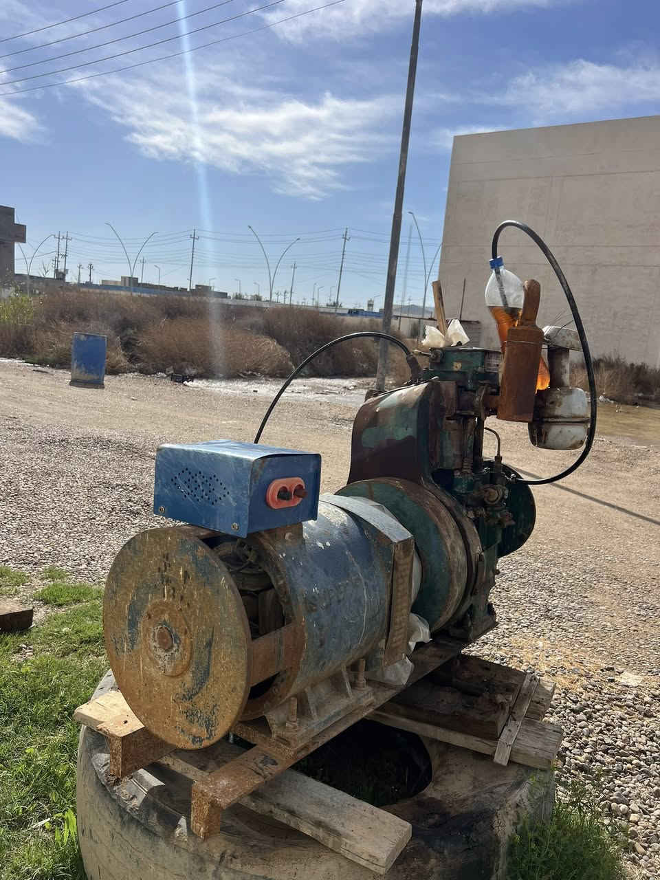 السلام عليكم
متاح مولد هندر بستم واحد ارميجه 10كيفي جاهز للتشغيل
400وبي مجال 
للستفسار 
***********
