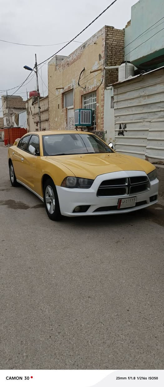 السلام عليكم جارجر للبيع موديل 2012 رقم بغداد سياره مكفوله وحلوه مكان سياره ديوانيه***********
