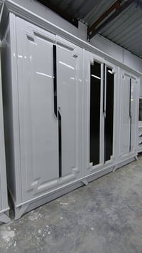 غرفة نوم 6 أبواب مع ملحق داخلي شغل عراقي على الموديلات التركية وبمواصف...