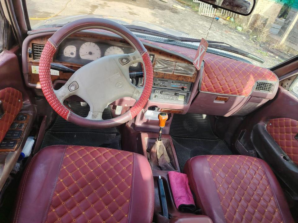 سلام عليكم/بيكم كريت 2007 للبيع كير ومحرك وأكسل كفاله كشر بلادي بس مكشر تخم تاير رقم بغداد باسمي داخل دوشكه جديده سياره كل نقص ما بيها كهربائيات سياره خير من الله مكانها بغداد سعر 45 وبيها مجال بسيط حكً جيه ***********
