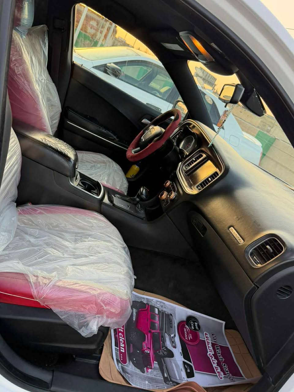 سلام عليكم جارجر ١٦  اصل رقم جديد حداديه جديده تبريد ثلج تدفه مكيه كير اكسن كفاله تيرات كرتون ويلكب كرتون  مكان السياره بصره *********** السعر 185   وبيه مجال قليل حك الجيه وانه خادم شاهد الله السياره مال بيت وماشيه. ١٤٧ فقط
