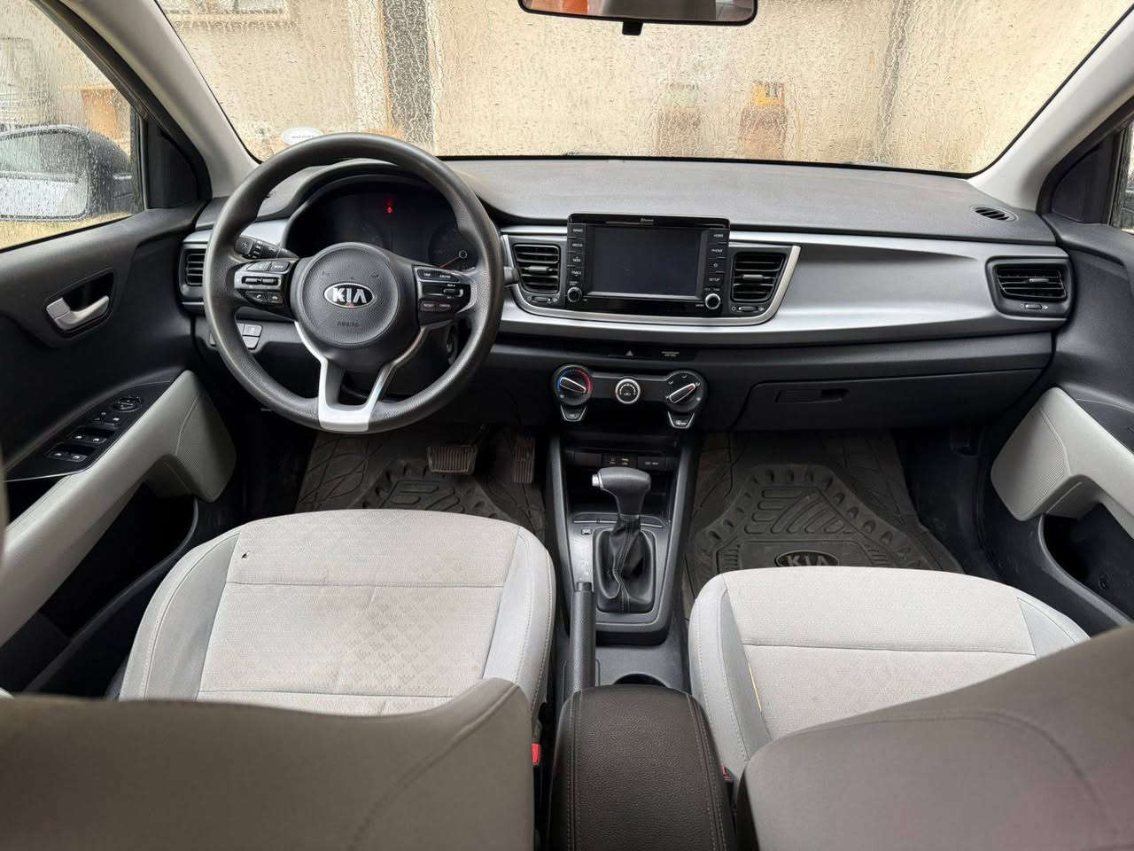 سلام عليكن سياره كيا ريو موديل 19
ماشيه 86
بدون صبغ 
بدون ضرر
السعر ع رقم


**إذا كنت صاحب هذا الإعلان وتريد حذفه لأي سبب، رجاءا أرسل رسالة إلى الدعم الفني**