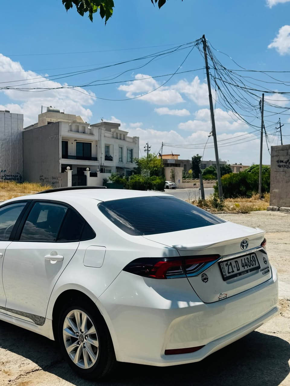 تويوتا كرولا شكل خةليجي هايبرد موديل ٢٠٢٤ فوول مواسفات هيچي نية هةموو شتيك نوية رةقةم سةنةوي هةموو شتيك بة شةرت سةيارةكة لة هةوليرة 
٦٨ كم هةزار رويشتوة گير و مةكينة بة شةرت پاتري بة شةرت بة ناوي خومانة سعري ١٥٥$ وةرةقة مةجال كةم گورينةوةش دةكةم ژم *********** 📞 أربيل, العراق
