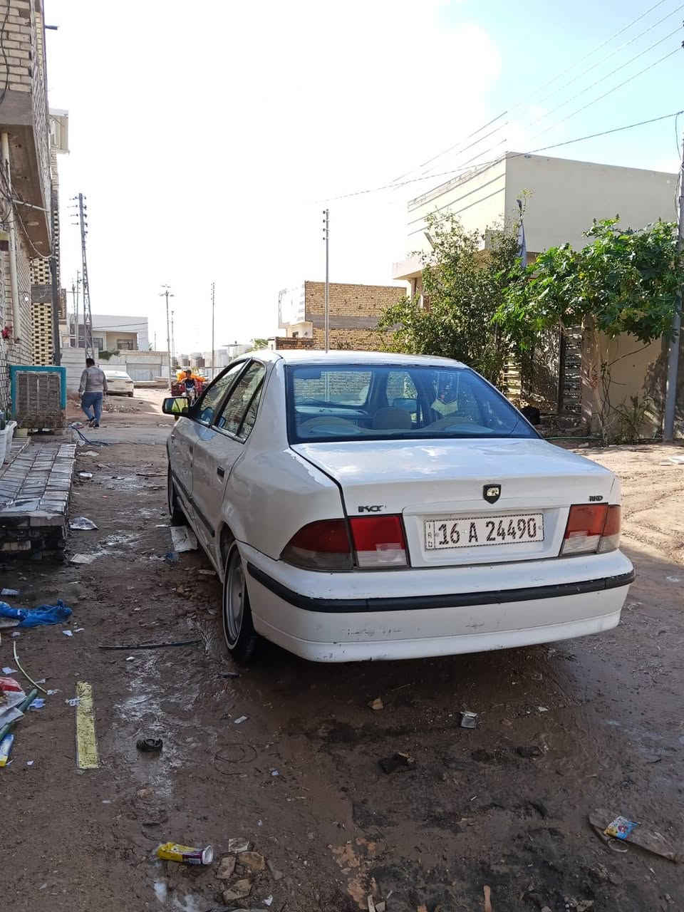 سياره سمند للبيع مكاني النجف الاشرف
مديل 11رقم دولي قادسيه سياره بيه ربع الجاملغ
صوب السايق والبنيد طاير على الجامه 
تخم تأير جديد كير مكينه حداديه السعر 43 وبيه مجال اللطيبين للستفسار  رقم الهاتف ***********/***********
