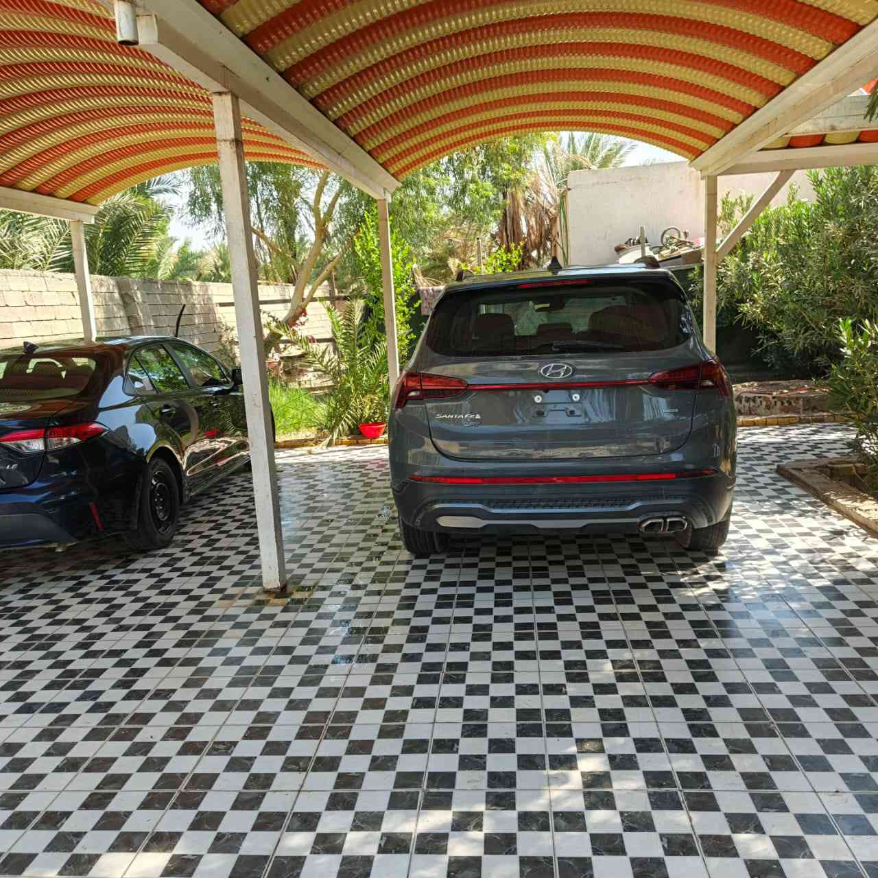 سلام عليكم لبيع سنتافيه مديل 23 ماشيه 24 سياره فول ما عده افتحه سياره وارد امريكي رسني دزلك صور لحادث سياره بدون رقم مكان ناصريه مركز سعر 180 وبيه مجال رقم الهاتف ***********
