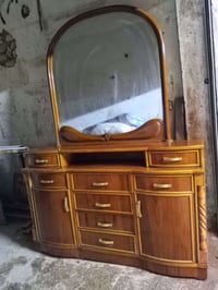 ميز مرايه • نظيف • توصيل بكروة