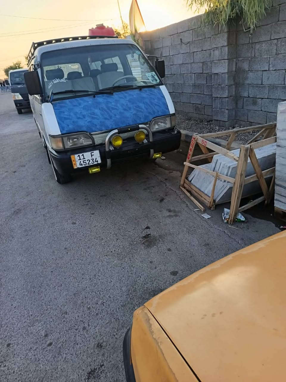 سلام عليكم سياره للبيع مديل 94بسمي سنويه جديده سياره بلاديه تخم تاير صدر جديد مكينه جفتها قبل شهرين سياره جاهزه سعر 47بيها مجال مكاني بغداد الحسينه مال راشديه شراي يتصل ***********
