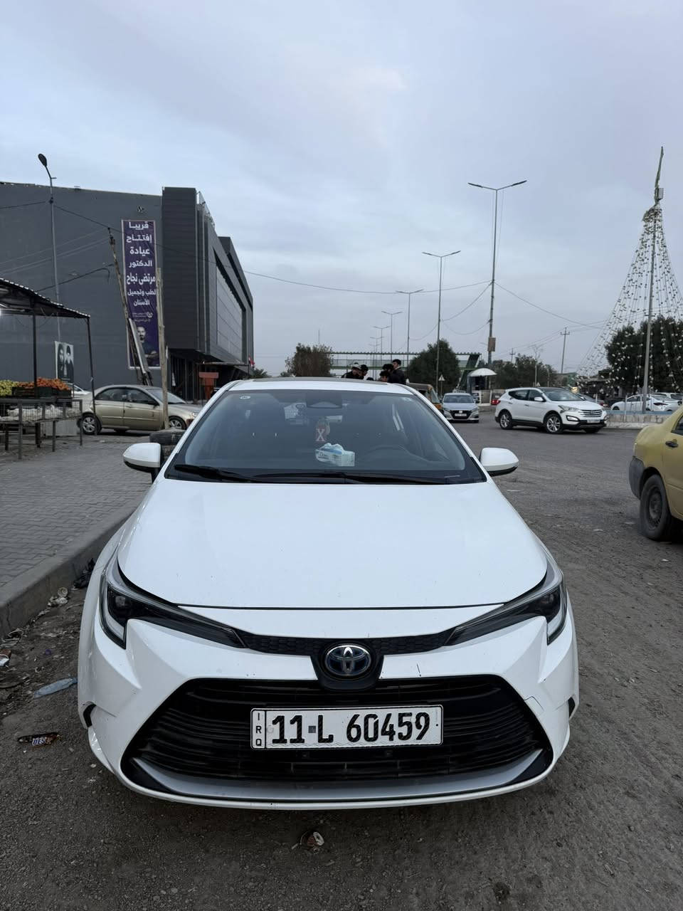 كورلا هايبرد 2024
الشكل الامريكي
مكفولة ماعدى شخوط بسيطة بالدعامية 
السيارة خير من الله
ماشية 31 
ب155 
***********
