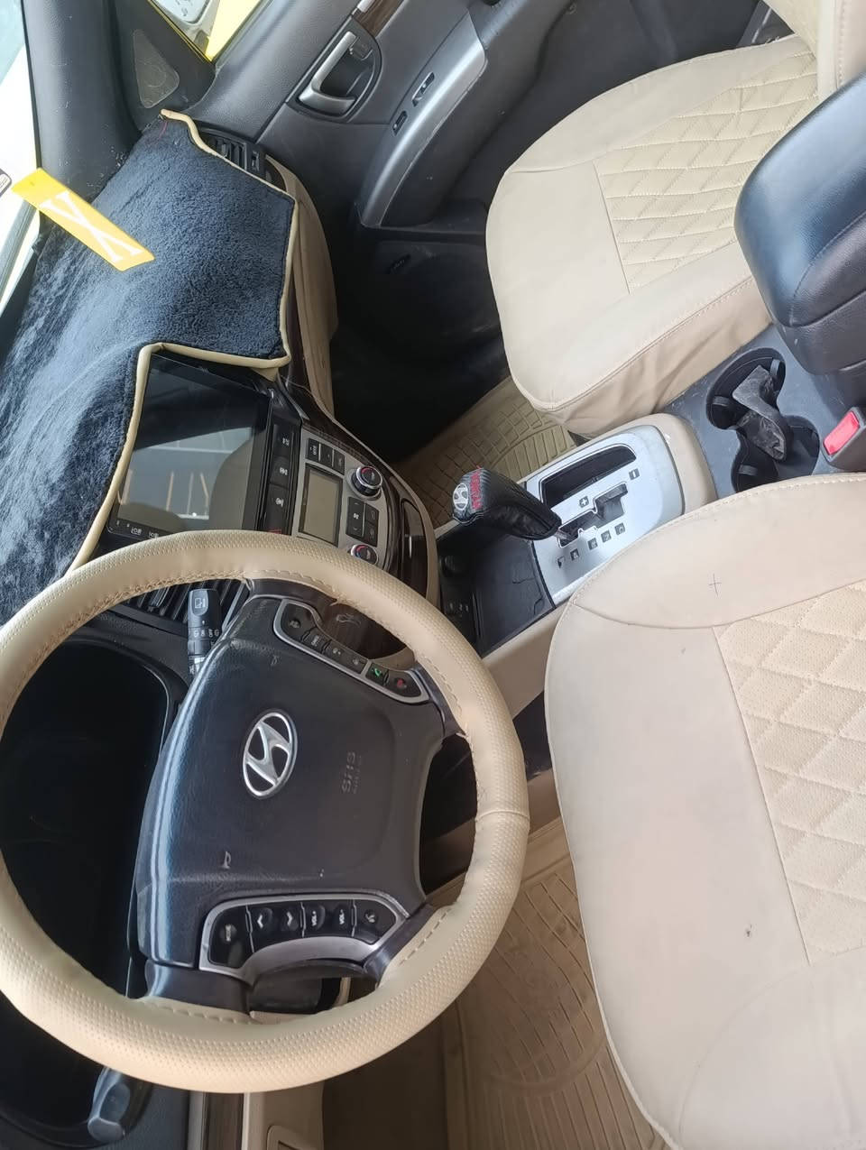 السلام عليكم سنتافي موديل2011سبعه راكب محرك 6 طخم تايات جديد محرك كير شرط رقم اربيل جديد شرط التحويل سياره مصبوغه عام بدون كص شرط سياره كلش حلوه
اخواني مكلف بل نشر 
السعر 105ومراوس حسب القناعه 
***********
***********
