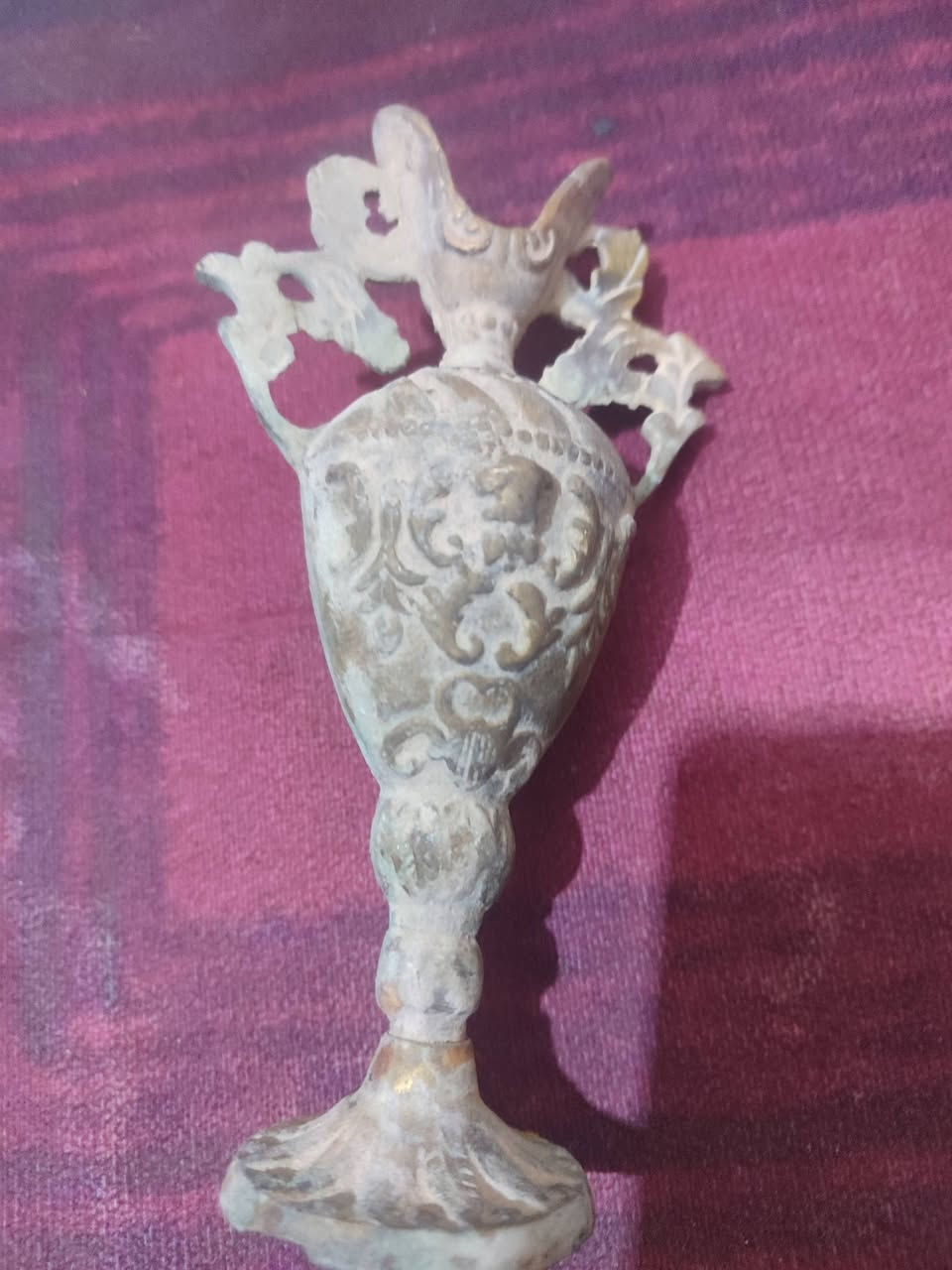 انتيكات قديمات للبيع ***********
