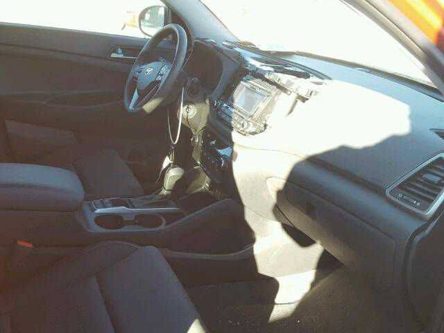 توسان ٢٠١٦ رقم بغداد دولي سنويه ٢٠٢٨ مكينه ٢٠٠ دفع رابع ثلاث نظام قياده شرط بدون ضرر وصبغ ماشيه ٨٠ فقط سعره ١٥٧ورقه ***********مكان بعقوبه سياره بسمي
