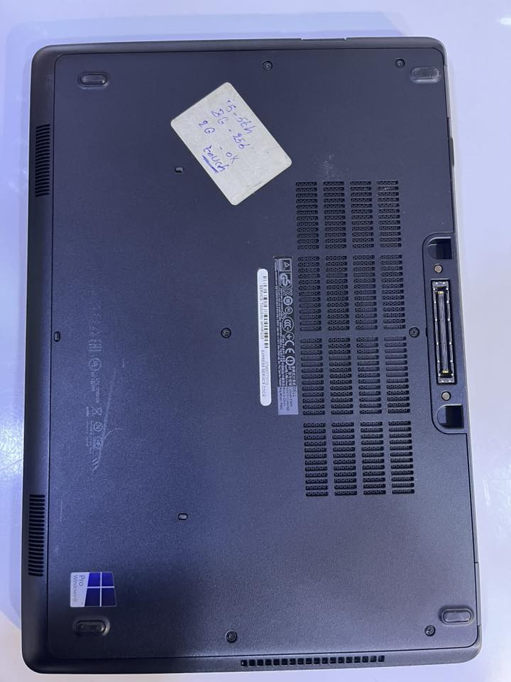 لابتوب DELL للبيع السعر ( 235ألف )
كوراي i5 جيل الخامس 5 

ذاكرة SSD 265GB

رام 8 RAM

كرت شاشة خارجي 2GB نفديا

البطارية 2ساعتين تقريبا 

شاشة لمس 

كيبورد ضوئي 

منافذ USB 2

منفذ SD

تنفتح 180 درجة 

ملاحقات ( شاحنة الاصلية + حقيبة )


**إذا كنت صاحب هذا الإعلان وتريد حذفه لأي سبب، رجاءا أرسل رسالة إلى الدعم الفني**